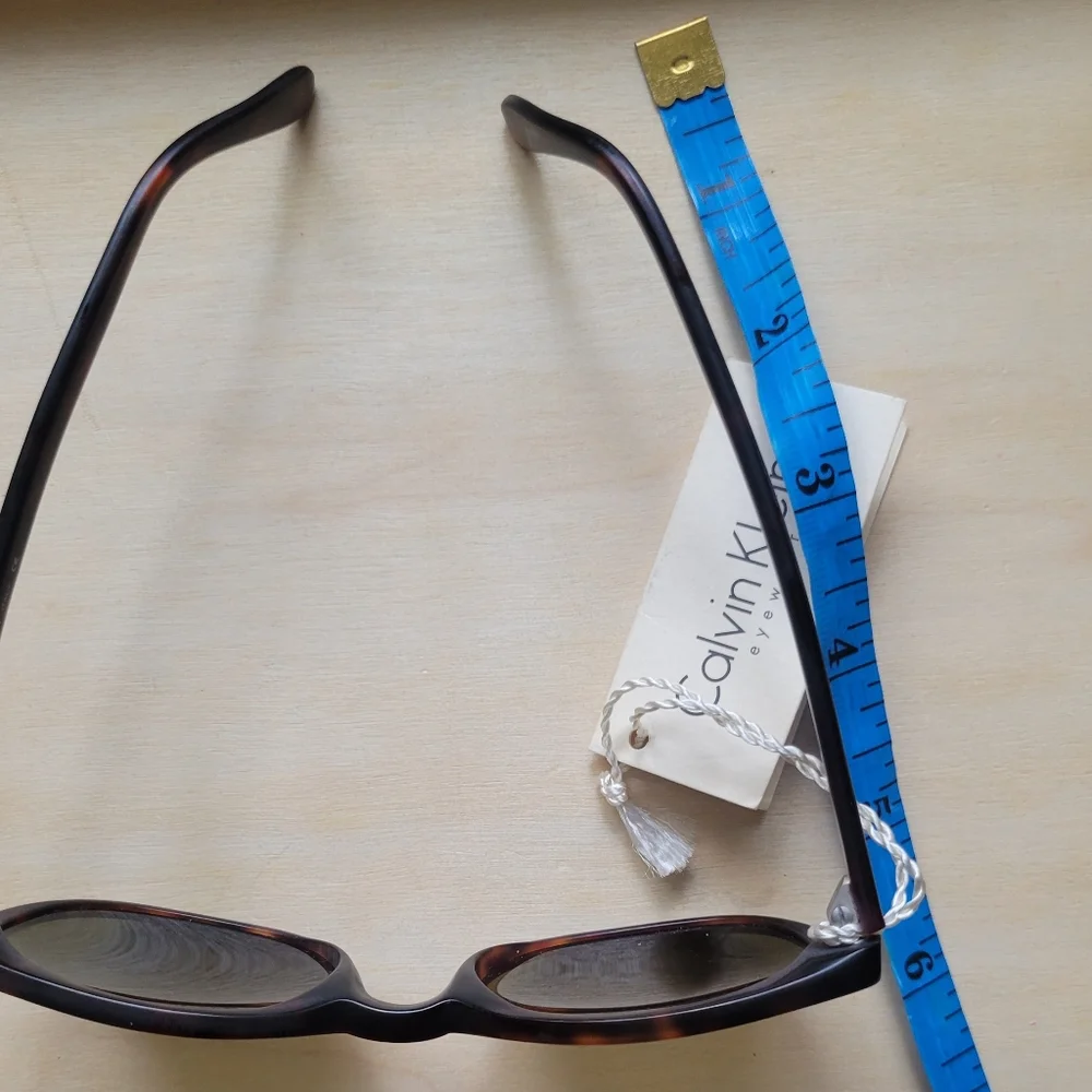NWT KIDS Calvin Klein Tortoise Sunnies Sunglasses